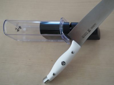 201206-Knife
